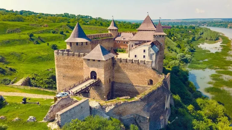 Unraveling the Hidden Gems of Ukraine: Multi-Day Tours for Unforgettable Adventures